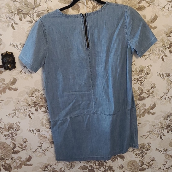 Dress - Picture 3 of 3